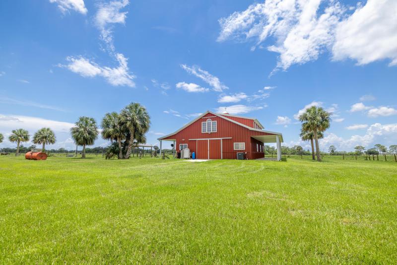  Commercial & Industrial Land Images 