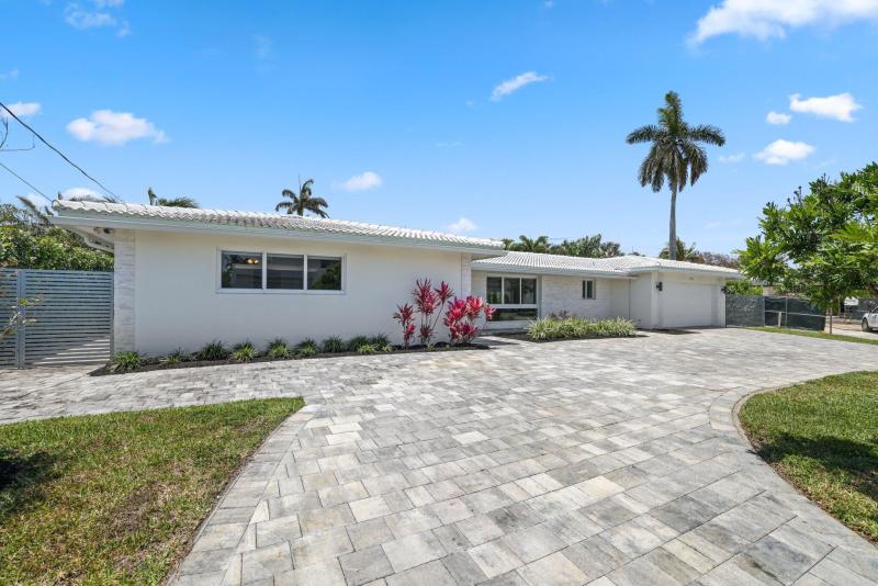 First Photo for Home For Sale at 1209 SE 12th Deerfield Beach, FL. 33441