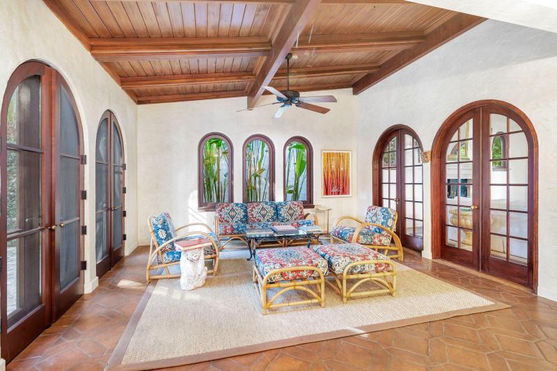  Single Family Homes Photo 7:  Palm Beach,  FL 33480