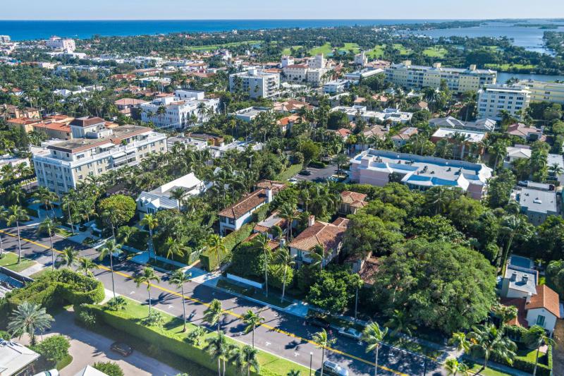  Single Family Homes Photo 9:  Palm Beach,  FL 33480