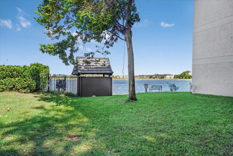 Condo & Townhome Photos