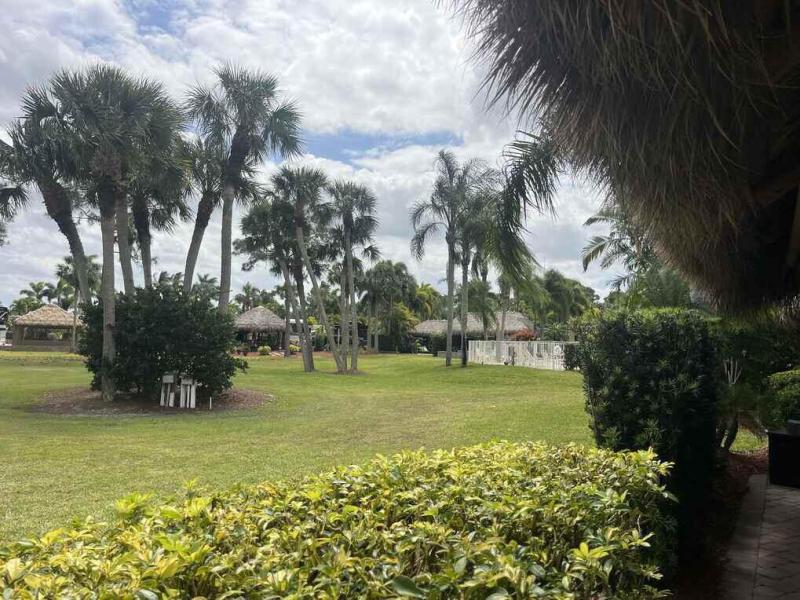  Commercial & Industrial Land Images 