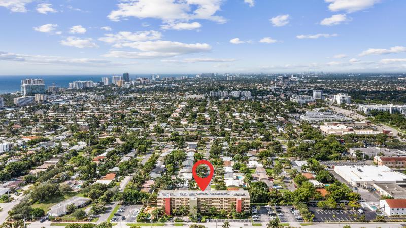  Condo & Townhome Photos