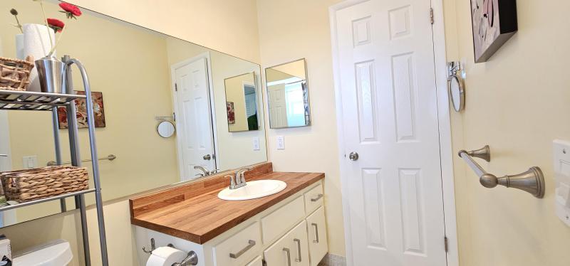  Condo & Townhome Photos