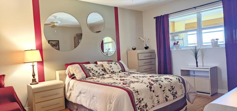  Condo & Townhome Photos