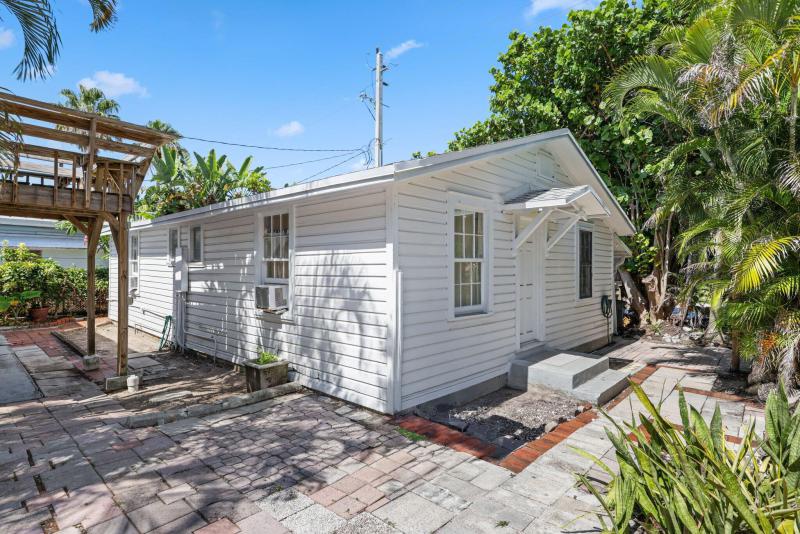 Duplex, Triplex and Fourplex Images