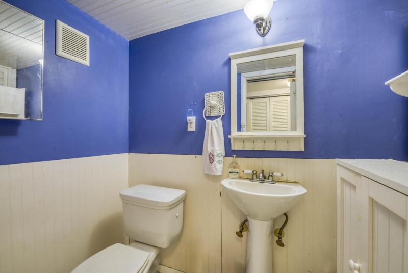  Condo & Townhome Photos