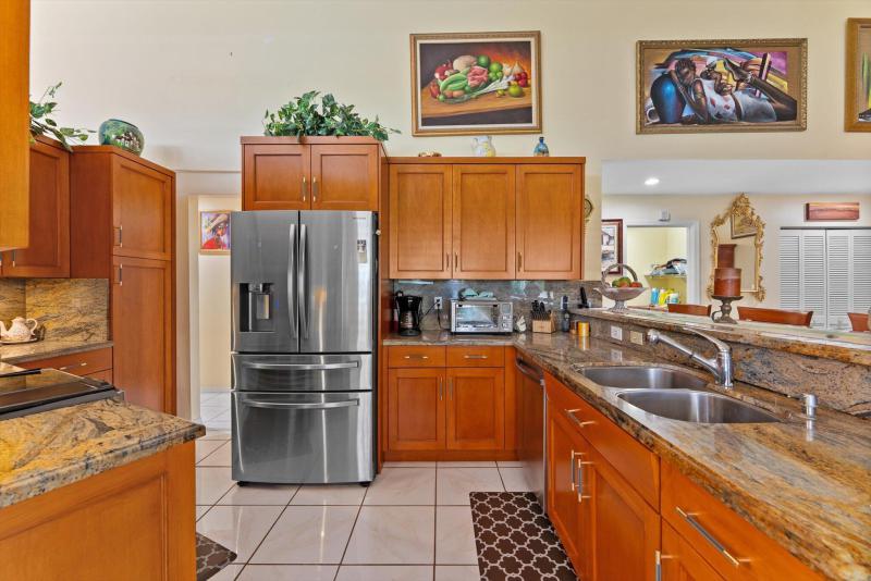  Single Family Homes Photo 14:  Coconut Creek,  FL 33073