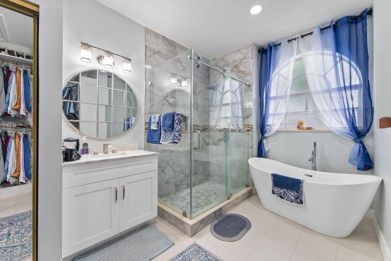  Single Family Homes Photo 24:  Coconut Creek,  FL 33073