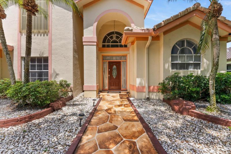  Single Family Homes Photo 3:  Coconut Creek,  FL 33073
