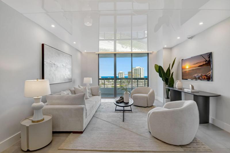  Condo & Townhome Photos