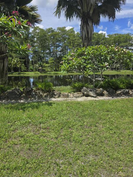  Commercial & Industrial Land Images 