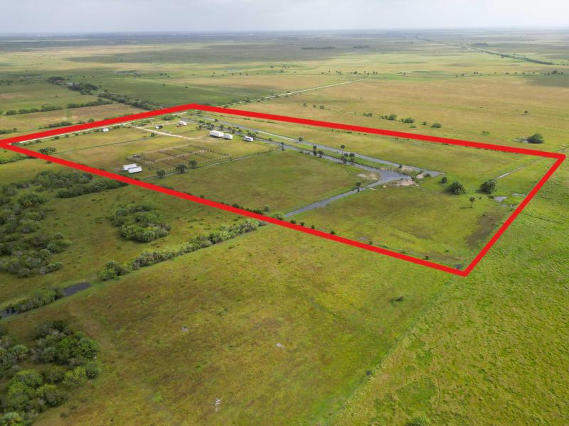  Commercial & Industrial Land Images 