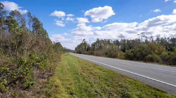  Commercial & Industrial Land Images 