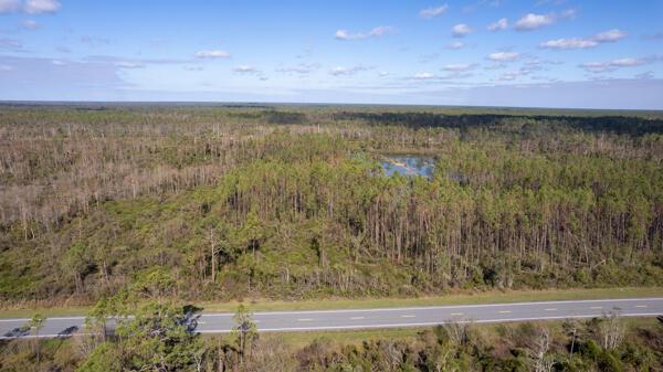  Commercial & Industrial Land Images 