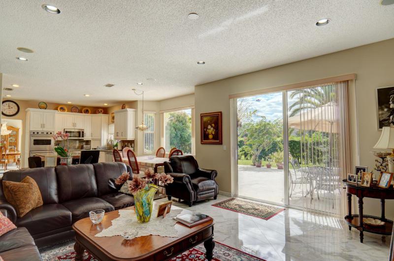  Single Family Homes Photo 27:  Cooper City,  FL 33026