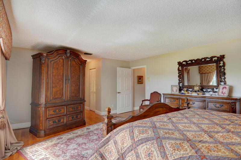  Single Family Homes Photo 40:  Cooper City,  FL 33026