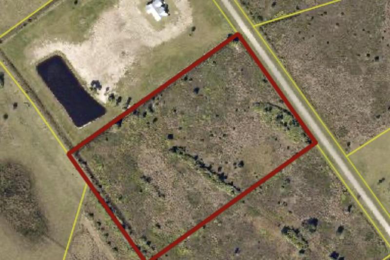  Commercial & Industrial Land Images 
