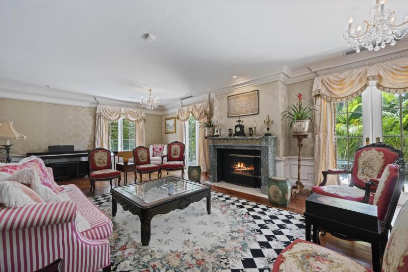  Single Family Homes Photo 5:  Palm Beach,  FL 33480
