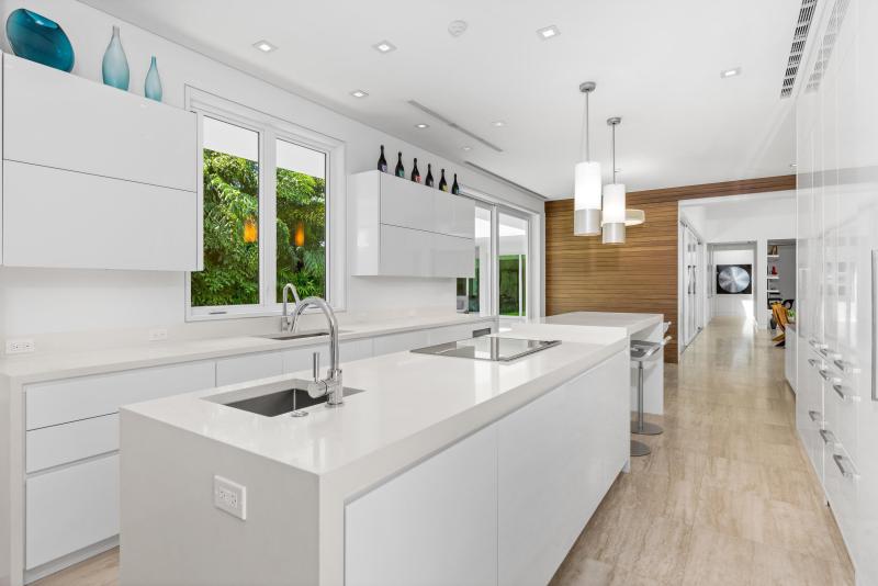  Single Family Homes Photo 18:  Palm Beach,  FL 33480