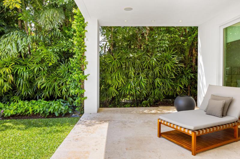  Single Family Homes Photo 38:  Palm Beach,  FL 33480