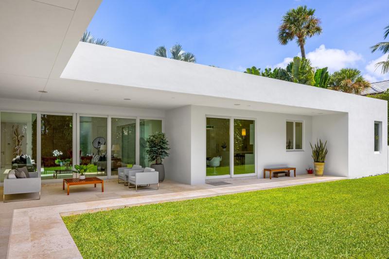  Single Family Homes Photo 42:  Palm Beach,  FL 33480