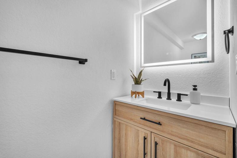  Condo & Townhome Photos
