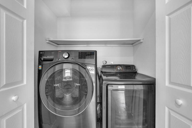  Condo & Townhome Photos