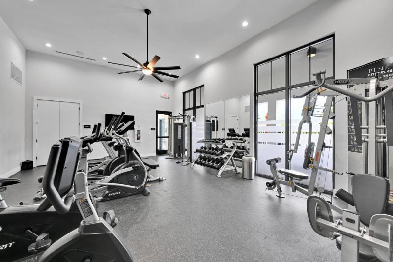  Condo & Townhome Photos