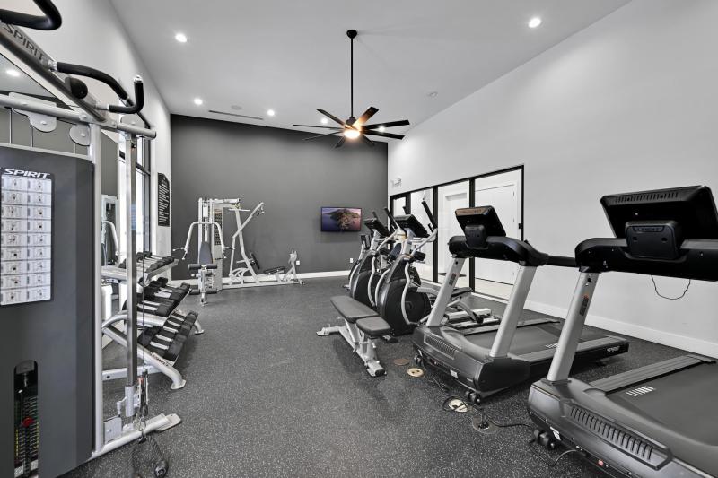  Condo & Townhome Photos