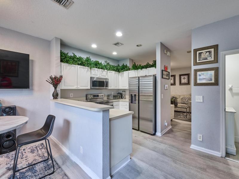  Condo & Townhome Photos