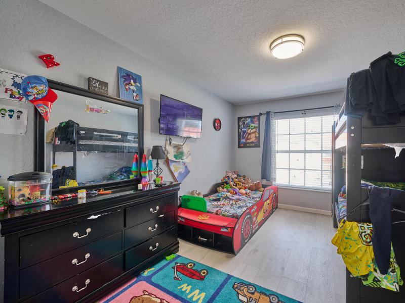  Condo & Townhome Photos