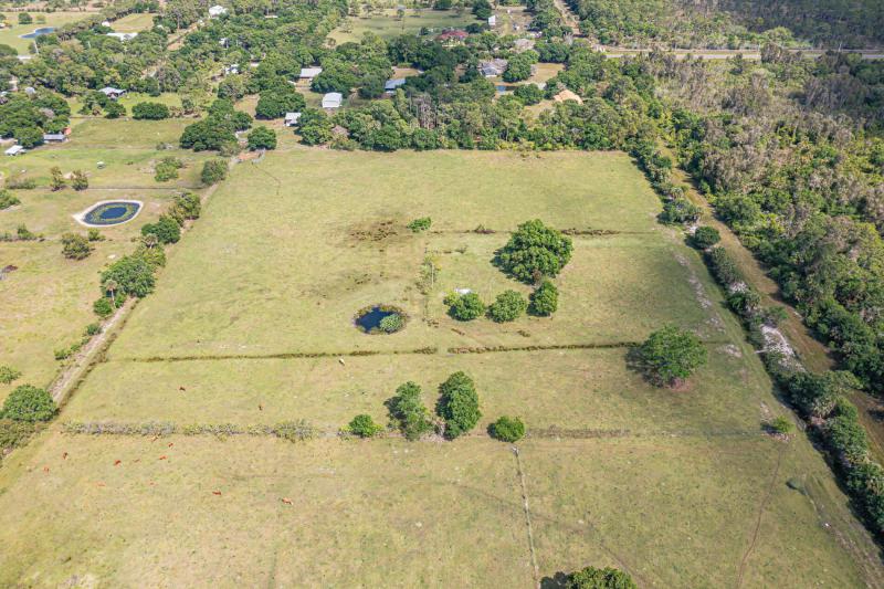  Commercial & Industrial Land Images 