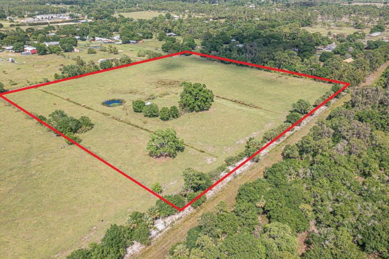  Commercial & Industrial Land Images 