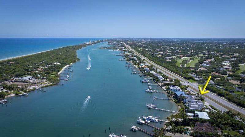  Single Family Homes Photo 100:  Jupiter,  FL 33469