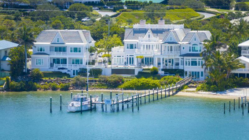  Single Family Homes Photo 2:  Jupiter,  FL 33469