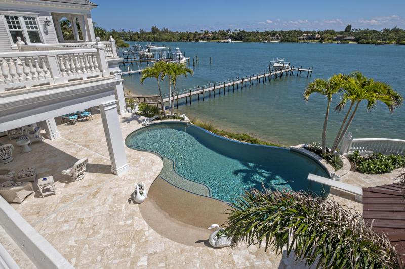  Single Family Homes Photo 58:  Jupiter,  FL 33469