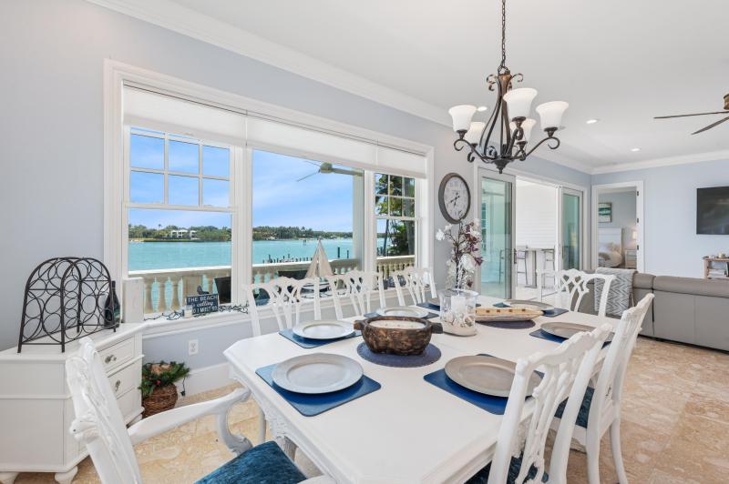  Single Family Homes Photo 76:  Jupiter,  FL 33469