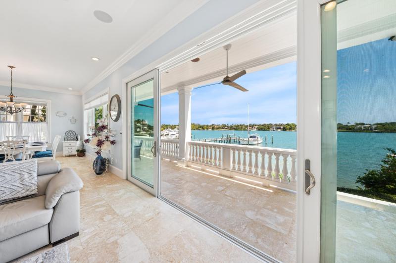  Single Family Homes Photo 78:  Jupiter,  FL 33469