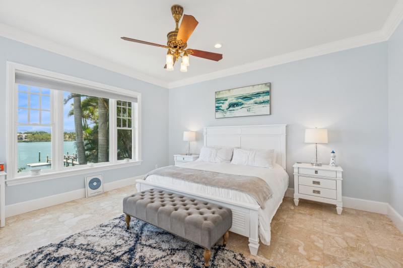  Single Family Homes Photo 79:  Jupiter,  FL 33469