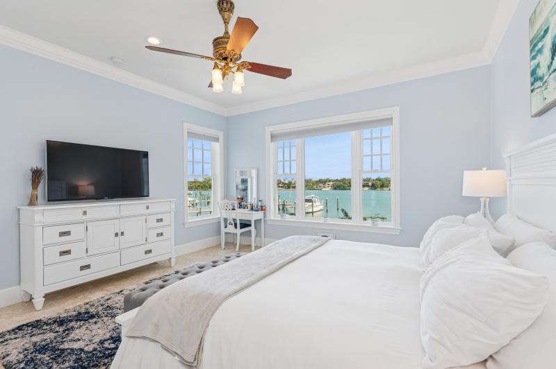  Single Family Homes Photo 80:  Jupiter,  FL 33469