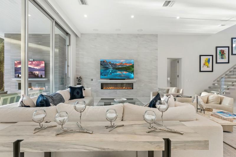  Single Family Homes Photo 11:  North Palm Beach,  FL 33408