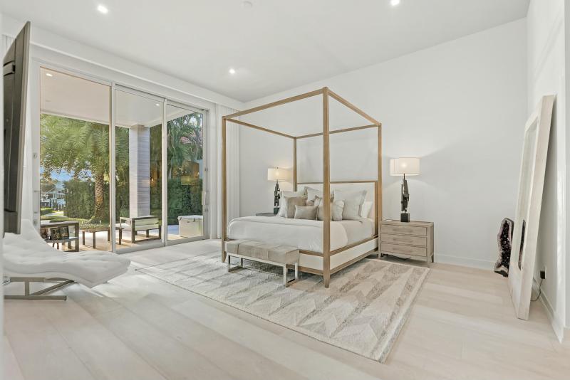  Single Family Homes Photo 14:  North Palm Beach,  FL 33408