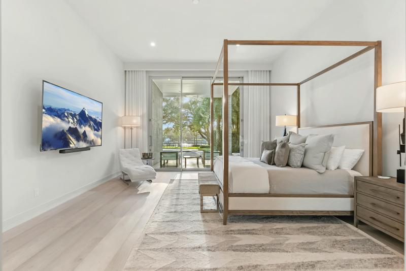  Single Family Homes Photo 17:  North Palm Beach,  FL 33408
