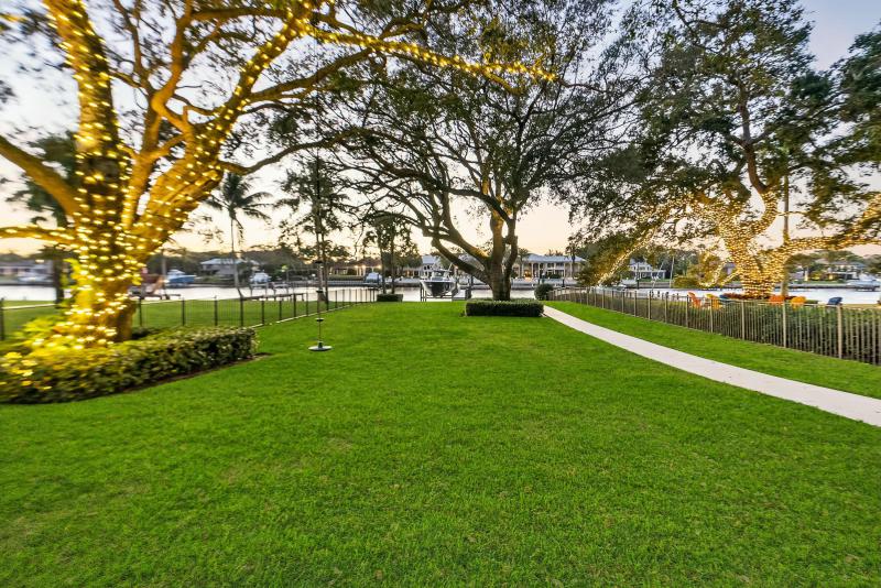  Single Family Homes Photo 63:  North Palm Beach,  FL 33408