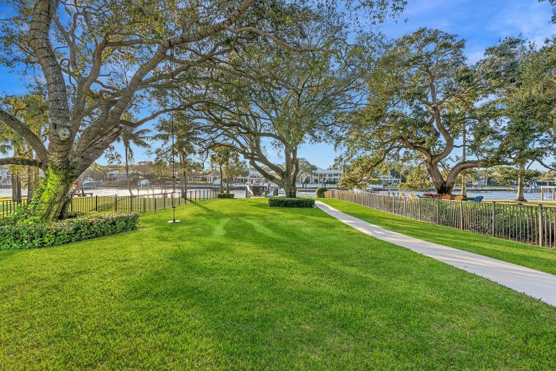  Single Family Homes Photo 67:  North Palm Beach,  FL 33408