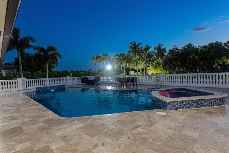  Single Family Homes Photo 10:  Plantation,  FL 33325