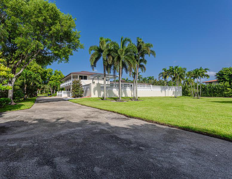  Single Family Homes Photo 15:  Plantation,  FL 33325
