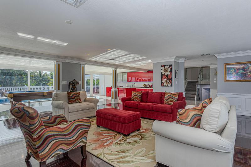  Single Family Homes Photo 23:  Plantation,  FL 33325