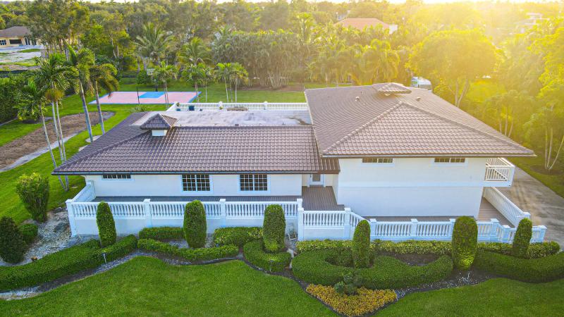  Single Family Homes Photo 3:  Plantation,  FL 33325